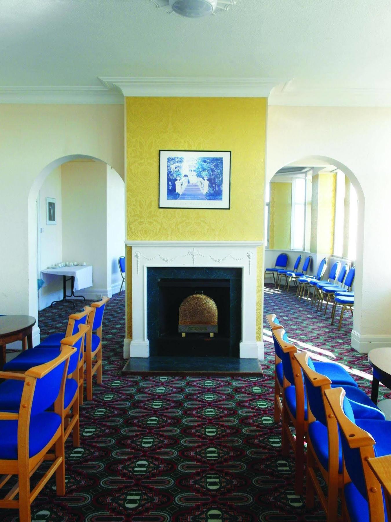 County Hotel سكيغنيس المظهر الخارجي الصورة